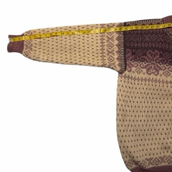 Dale of Norway Vintage Dale Classic Mauve, Ivory, Plum Cardigan (1988-1996). - Picture 10 of 15